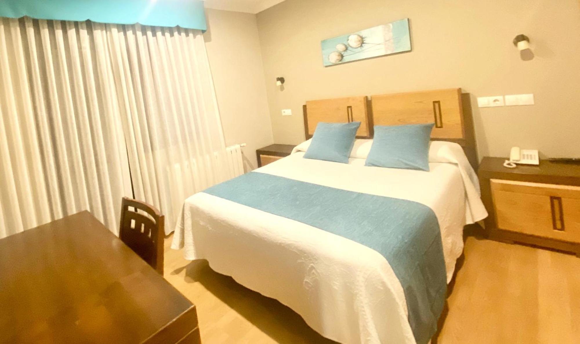 Hotel Spa Galatea Burela Buitenkant foto